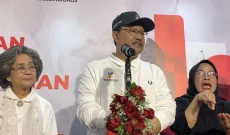 Pemberian Gelar Pahlawan...