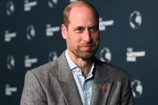 Pangeran William Dinobatkan...