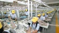 Saham Berpotensi Delisting,...