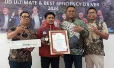Pengemudi Truk Indonesia...
