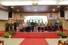 Akses Pendidikan Agama...