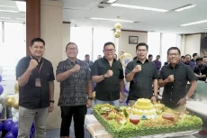 Rayakan 10 Tahun, MNC...
