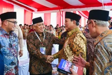 Momen Akrab Prabowo...
