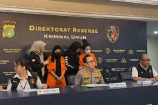 Dokter Kecantikan Gadungan...
