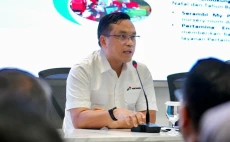 Harga Avtur Turun di...