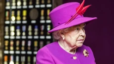 Ratu Elizabeth Anggap...