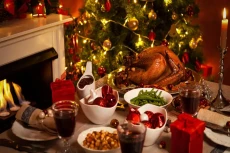 Rayakan Natal dengan...