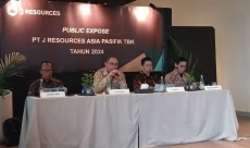 Harga Emas Berkilau,...