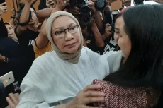 Ratna Sarumpaet Diduga...