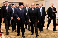 Presiden Prabowo Temui...