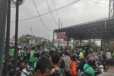Konflik Ojol-Opang di...