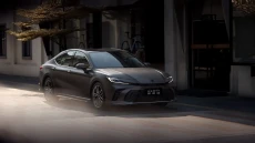 Toyota Camry Glorious...