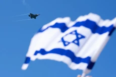 Apakah Israel Akan Menyerang...