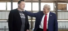 Elon Musk Tinggal di...