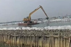 Pagar Laut di Bekasi,...
