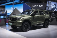 Deretan Mobil Mirip...