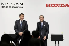 Mampukah Nissan Bertahan...