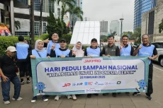 Peringati Hari Peduli...