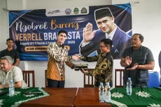 Jadi Anggota Legislatif,...