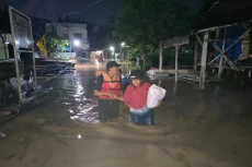 Bengawan Solo Meluap...