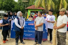 Partai Perindo Salurkan...