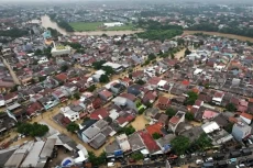 2 Warga Bekasi Tewas...