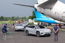 Pasar Mobil Listrik...