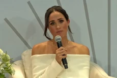Meghan Markle Diancam...
