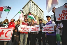 Lindungi Tenaga Kesehatan...