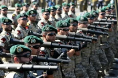 Militer Iran Siaga Tinggi,...