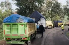 Jalan Raya Pangalengan...