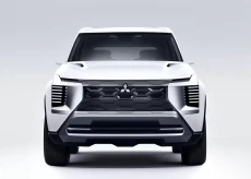 Mitsubishi DST SUV 7...