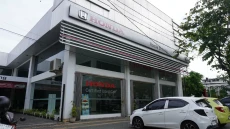 Honda Resmikan Istana...