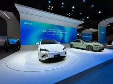 BYD Kalahkan Tesla di...