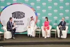 Arab Saudi Luncurkan...