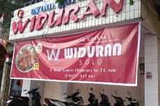 Geger Ayam Goreng Widuran...