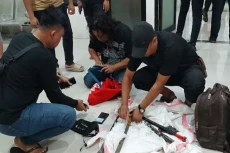 Tegas! Polisi Tembak...