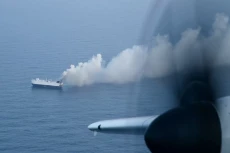 Kapal Bermuatan 3.048...