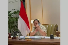 Prabowo Ditelepon Donald...