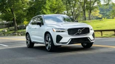 XC60 Kini Jadi Volvo...