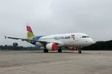 Pesawat Pelita Air Alami...