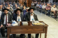 35 Yahudi Iran Diinterograsi...