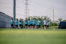 Persebaya vs PSIM Yogyakarta...