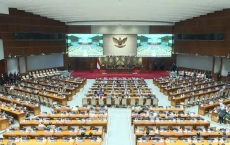 316 Anggota Dewan Hadiri...