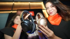 Perang Tahta Headphone...