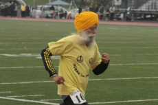 Siapa Fauja Singh? Pelari...