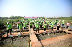 Penanaman 1.000 Pohon...