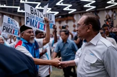 Hadiri Konsultasi Tahunan...