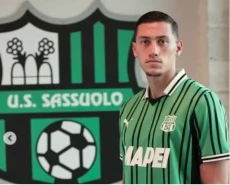 Media Italia Yakin Jay...