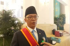 Gerindra Segera Berhentikan...